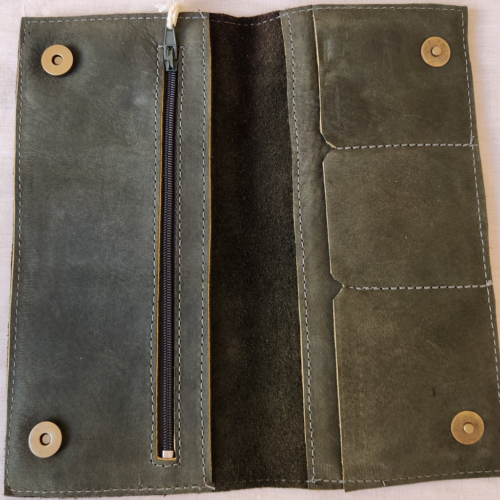 Leather Wallet with Hand Tatreez