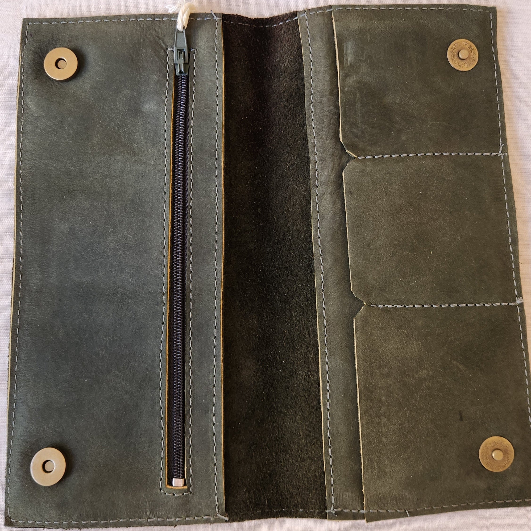 Leather Wallet with Hand Tatreez